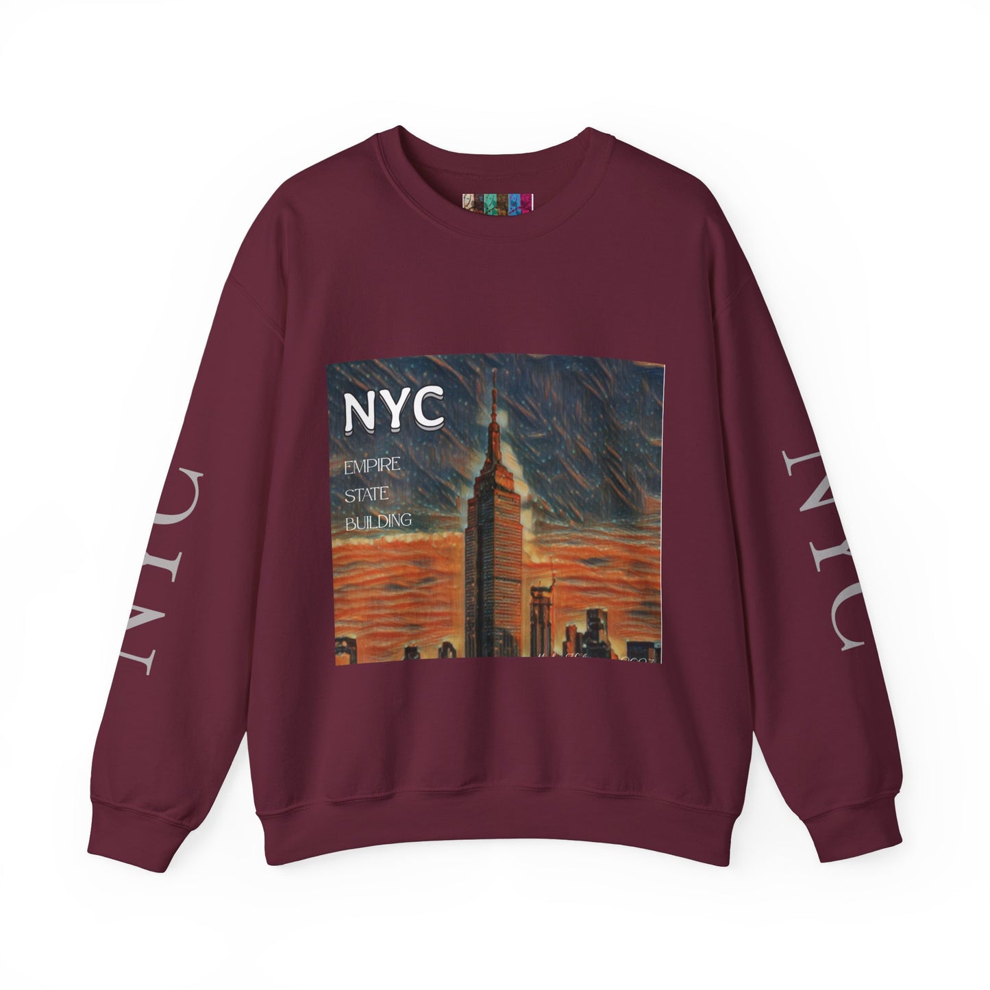 Sweatshirt with "NYC Empire State Building".